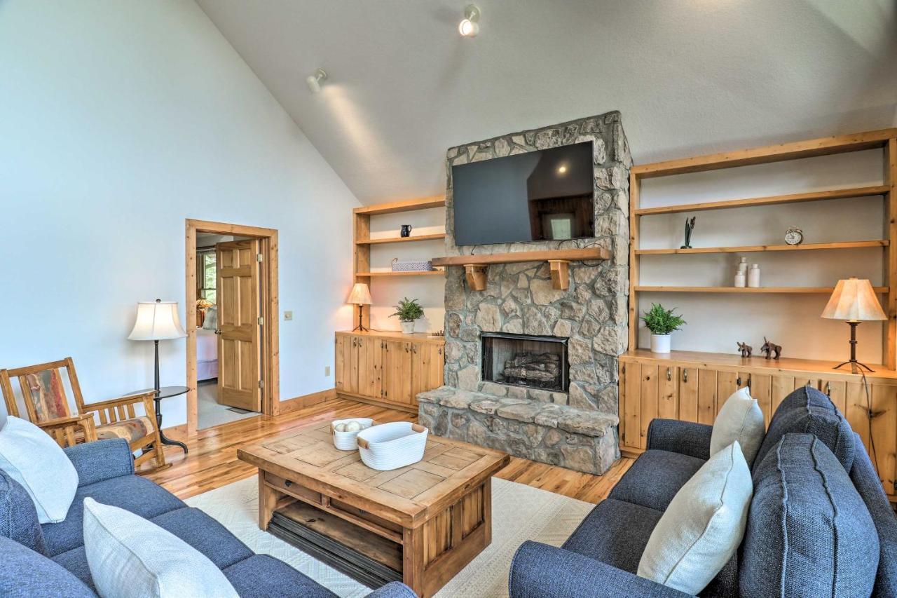 Sapphire Retreat With 2 Decks, Views And Resort Access Exterior photo