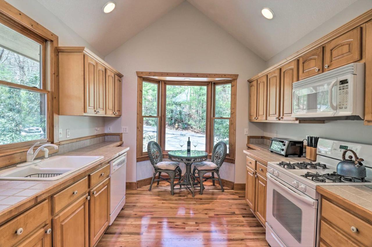 Sapphire Retreat With 2 Decks, Views And Resort Access Exterior photo