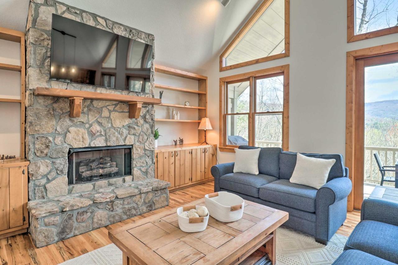 Sapphire Retreat With 2 Decks, Views And Resort Access Exterior photo