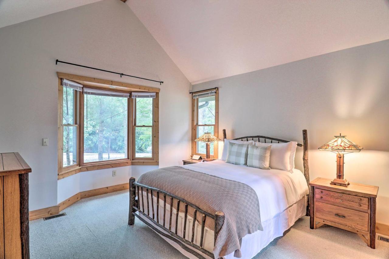 Sapphire Retreat With 2 Decks, Views And Resort Access Exterior photo